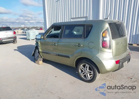 2011 Kia Soul + from USA, damaged, VIN KNDJT2A26B7260467